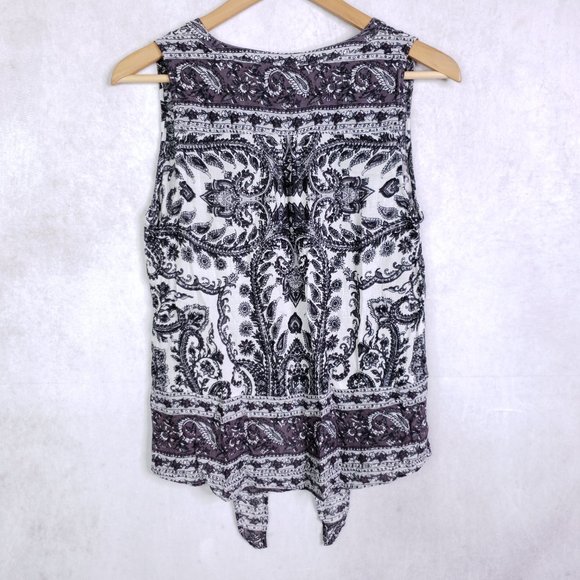 Lucky Brand Women's Small Paisley Button Up Sleeveless Tank Top Blouse, Gray - Picture 2 of 6